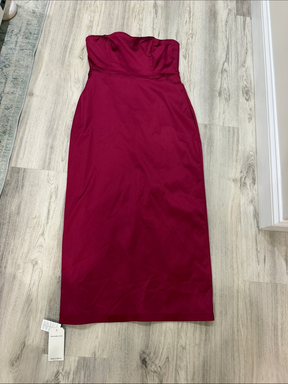 Abercrombie & Fitch  deep magenta  maxi strapless a line maxi dress size Large
